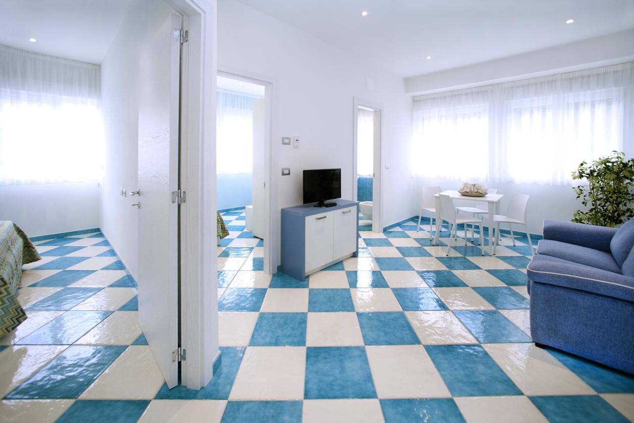 La Conchiglia Apartments เดวามารีนา ภายนอก รูปภาพ