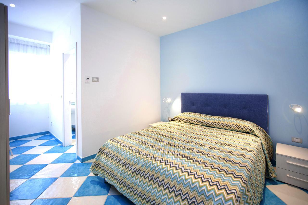 La Conchiglia Apartments เดวามารีนา ภายนอก รูปภาพ