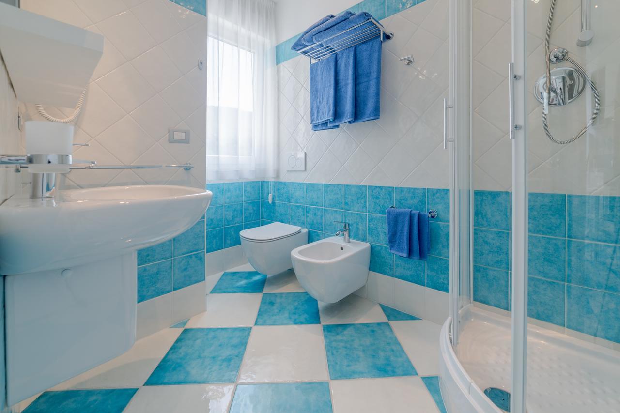 La Conchiglia Apartments เดวามารีนา ภายนอก รูปภาพ