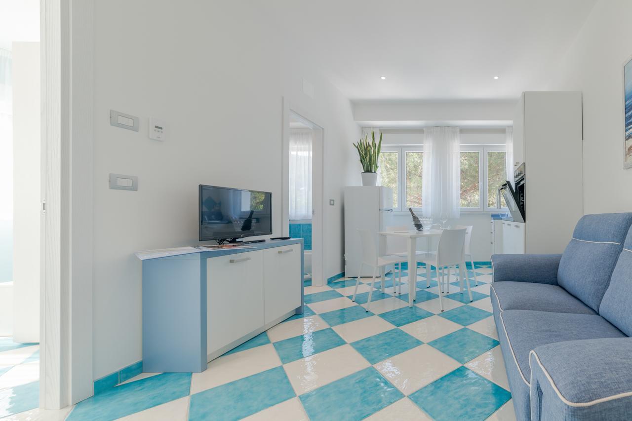La Conchiglia Apartments เดวามารีนา ภายนอก รูปภาพ
