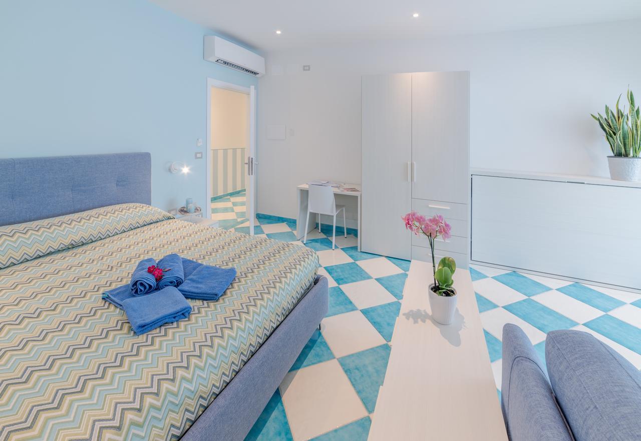 La Conchiglia Apartments เดวามารีนา ภายนอก รูปภาพ
