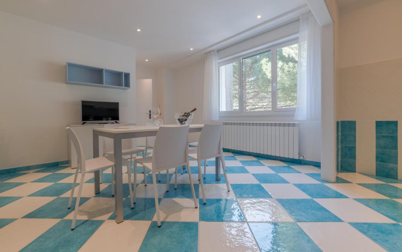 La Conchiglia Apartments เดวามารีนา ภายนอก รูปภาพ